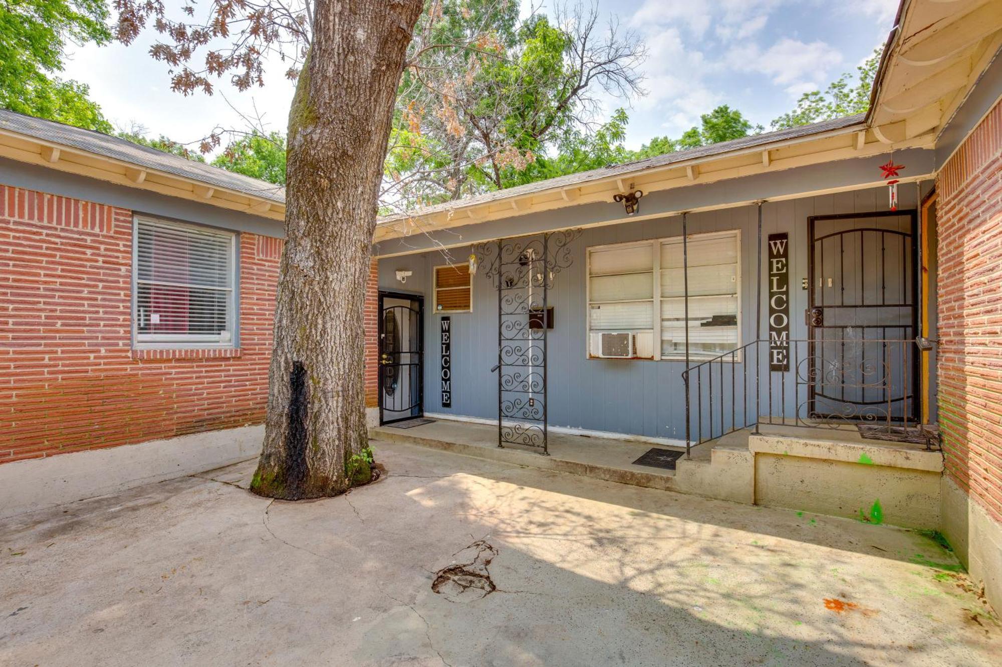 Apartment Wfh-friendly - 7 Mi To Downtown Dallas! *